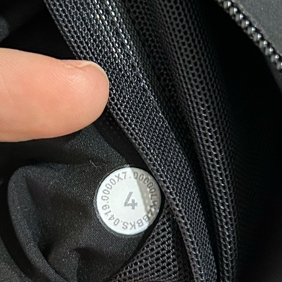 Lululemon Cross Chill Performance Jacket - Picture 5 of 5